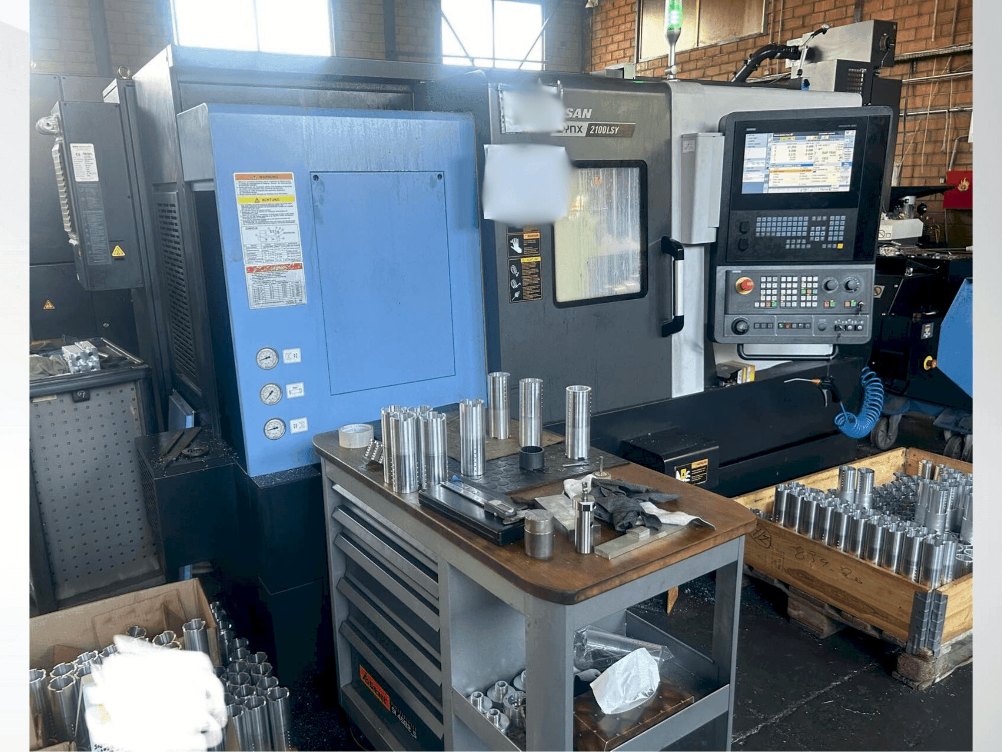 Vista Frontal da DOOSAN LYNX 2100LSYA máquina
