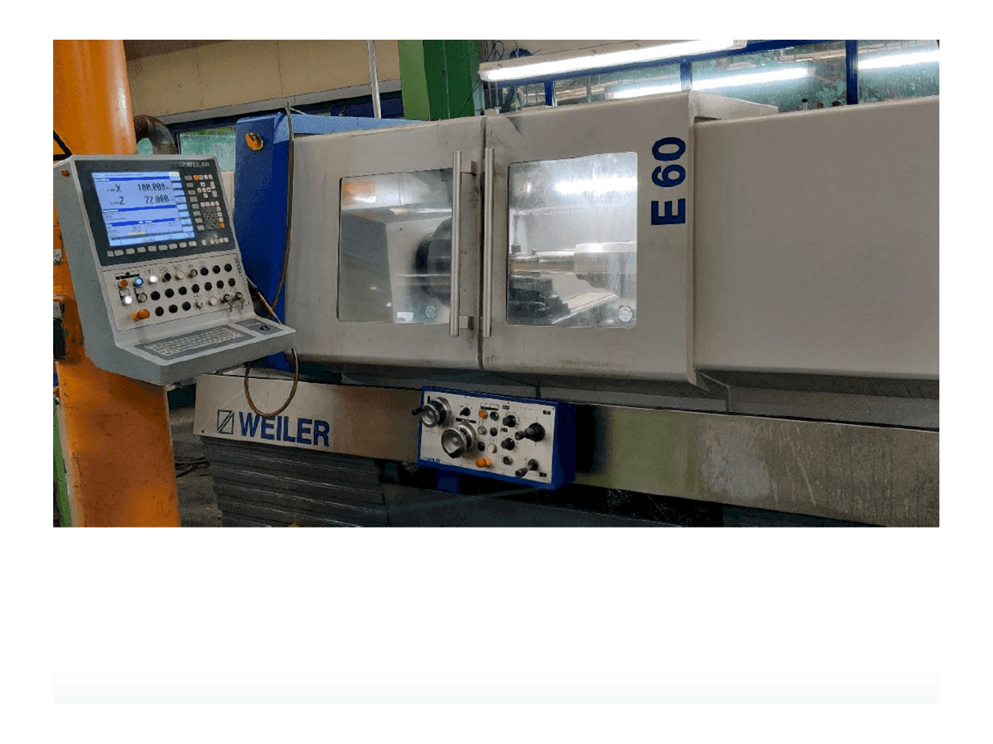 Vista Frontal da Weiler E60 máquina