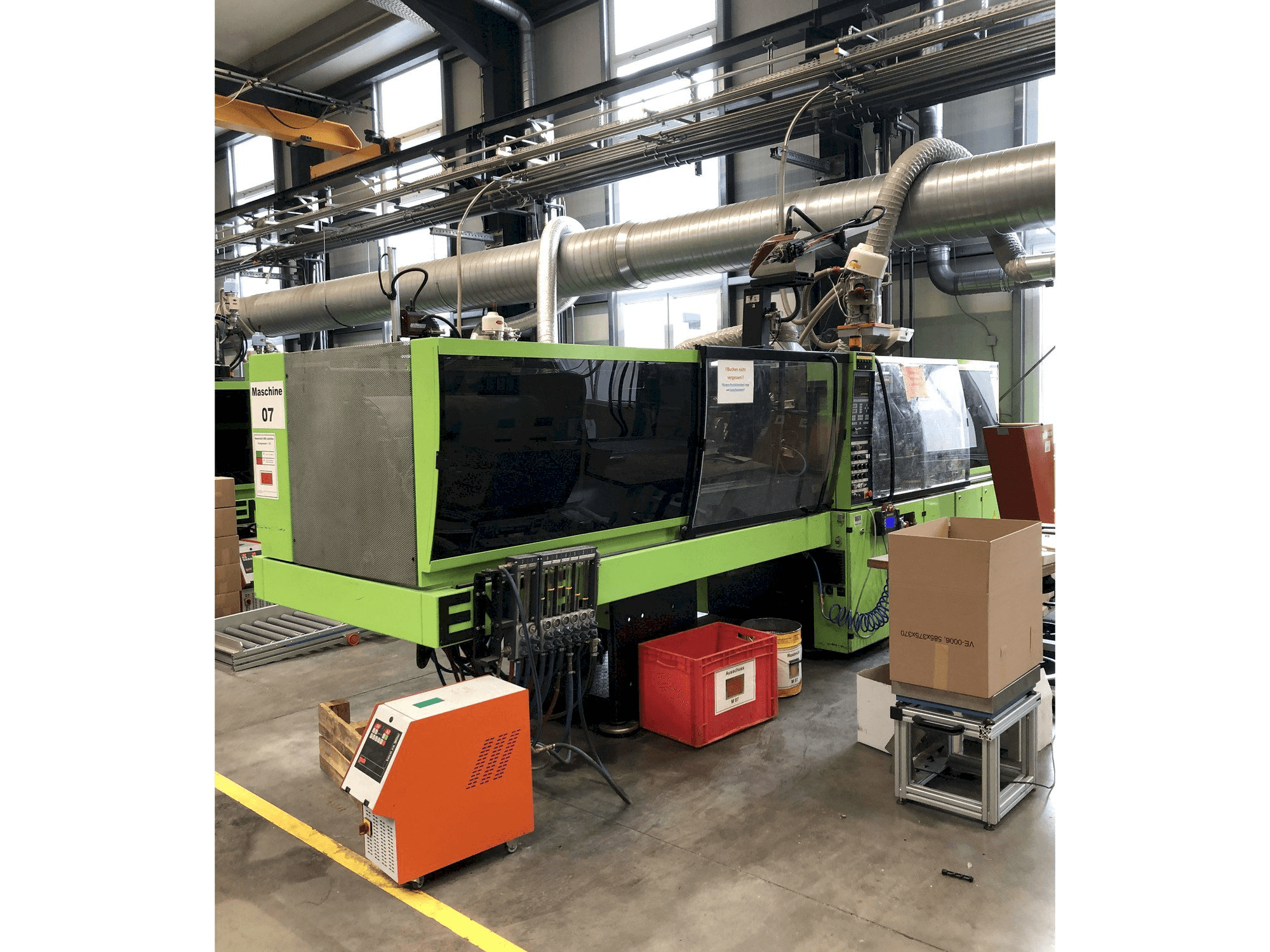 Vista Frontal da Engel ES 1050 / 150 HL máquina