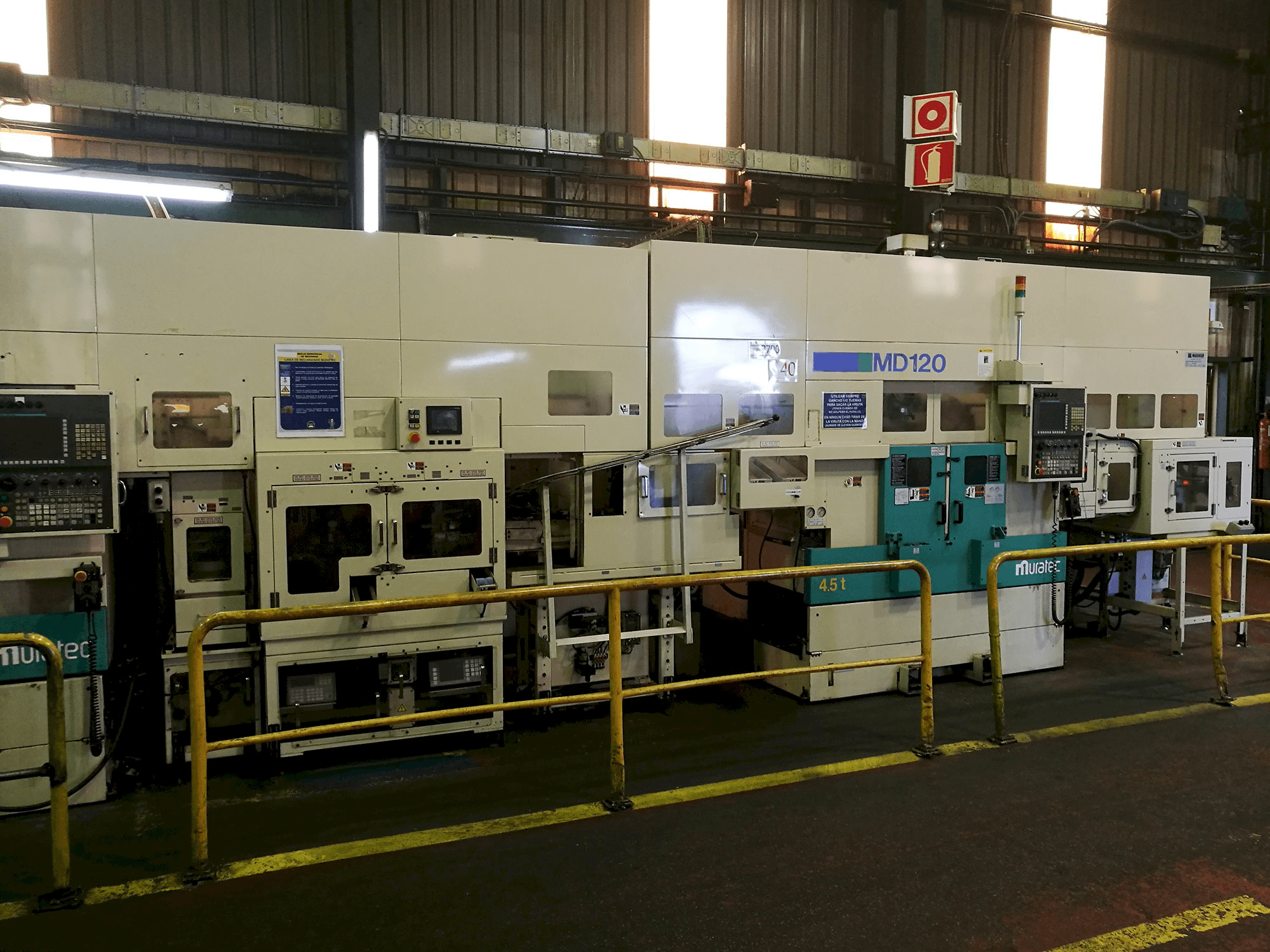 Vista Frontal da MURATA Muratec MD 120 máquina