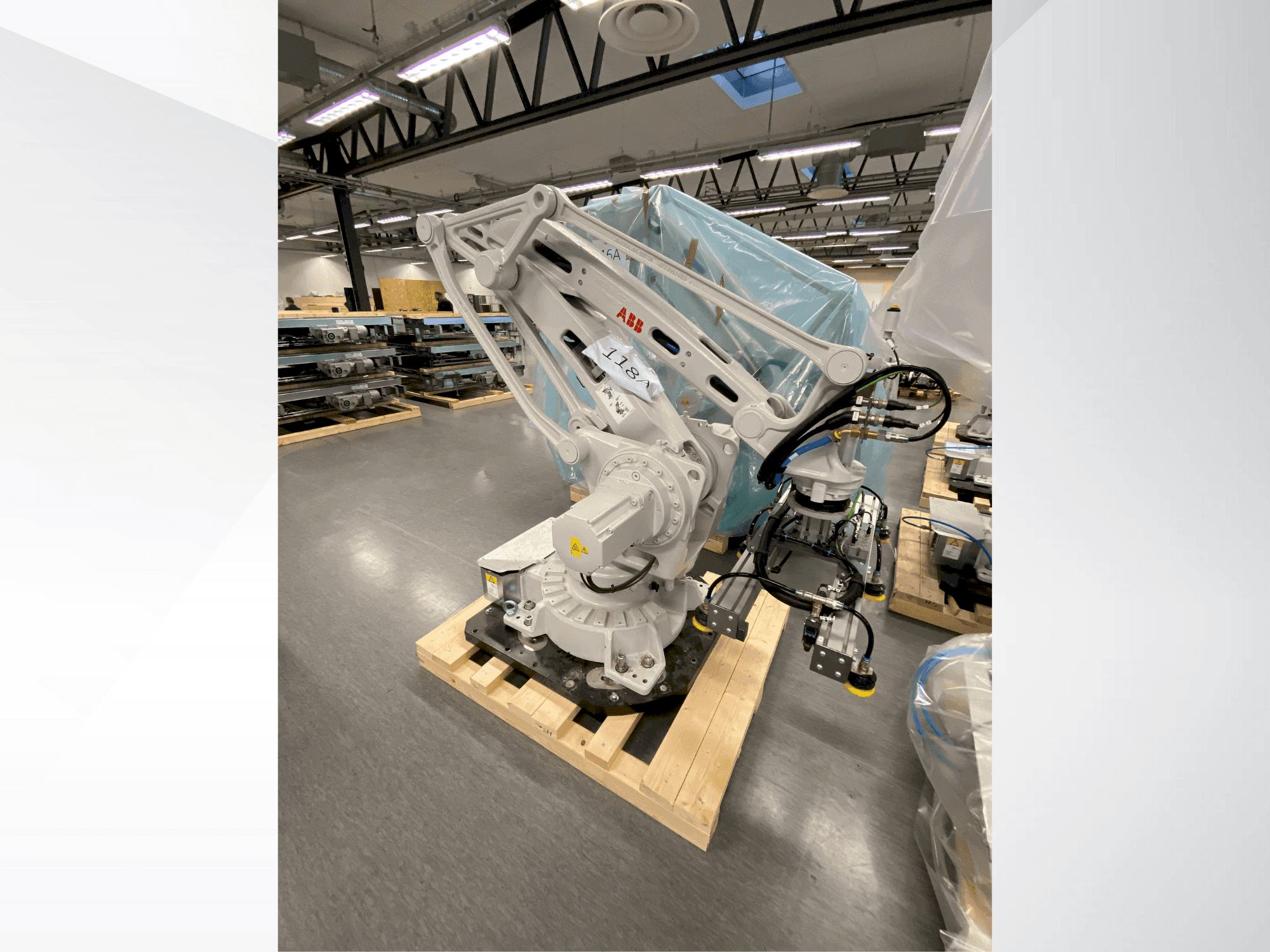 Vista Frontal da ABB IRB 460-110/2.4 máquina