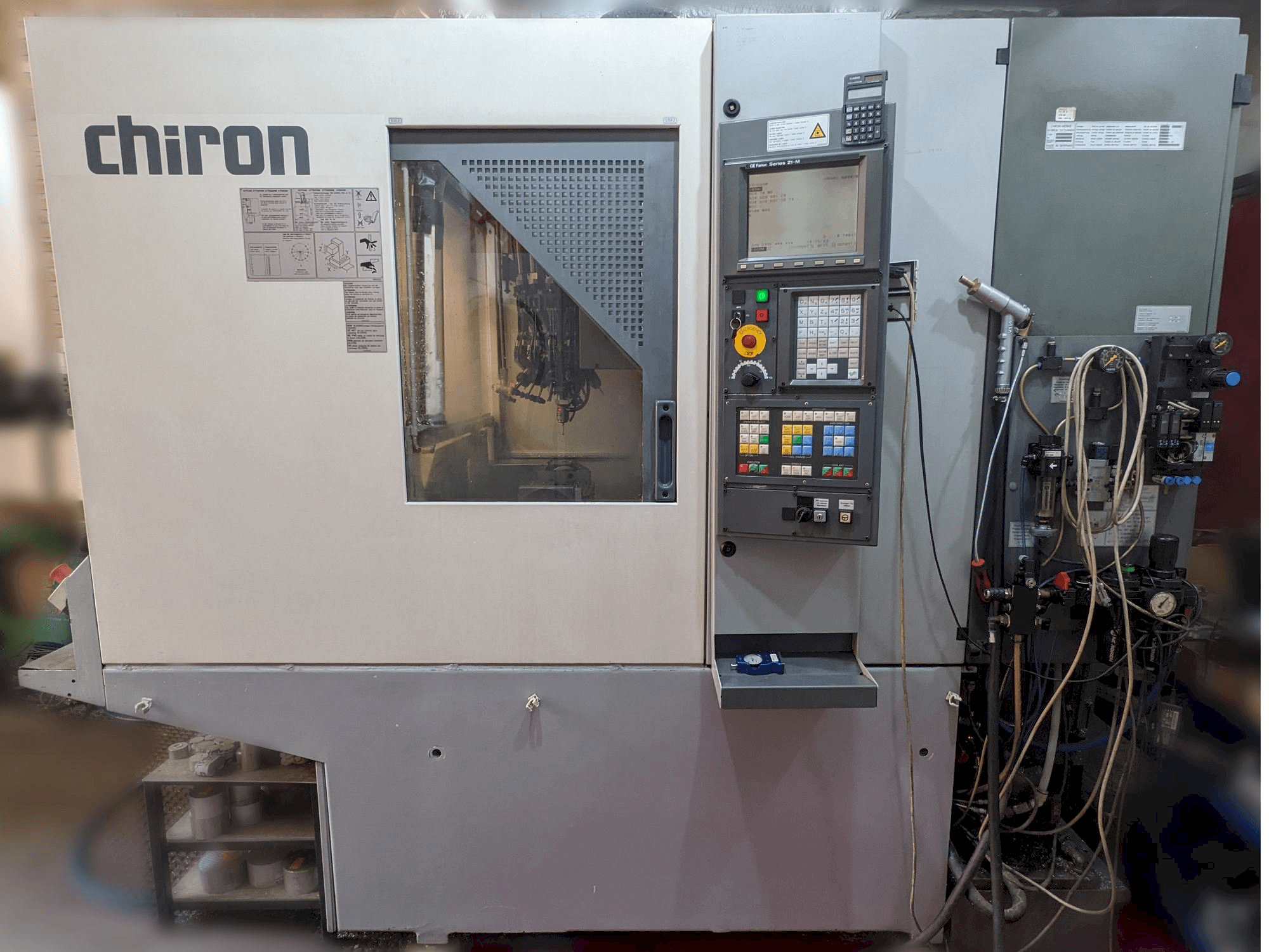 Vista Frontal da CHIRON Fz 08w máquina