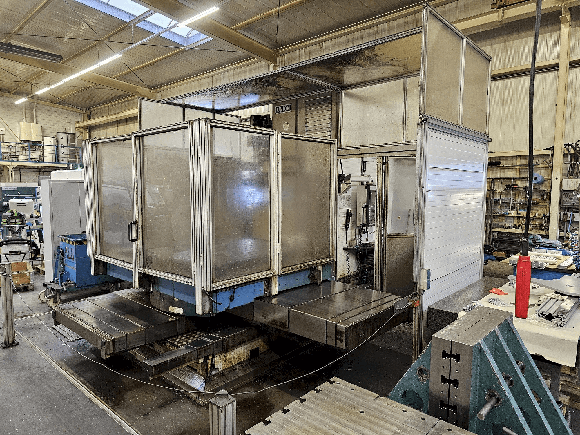 Vista Frontal da UNION TC 110 máquina