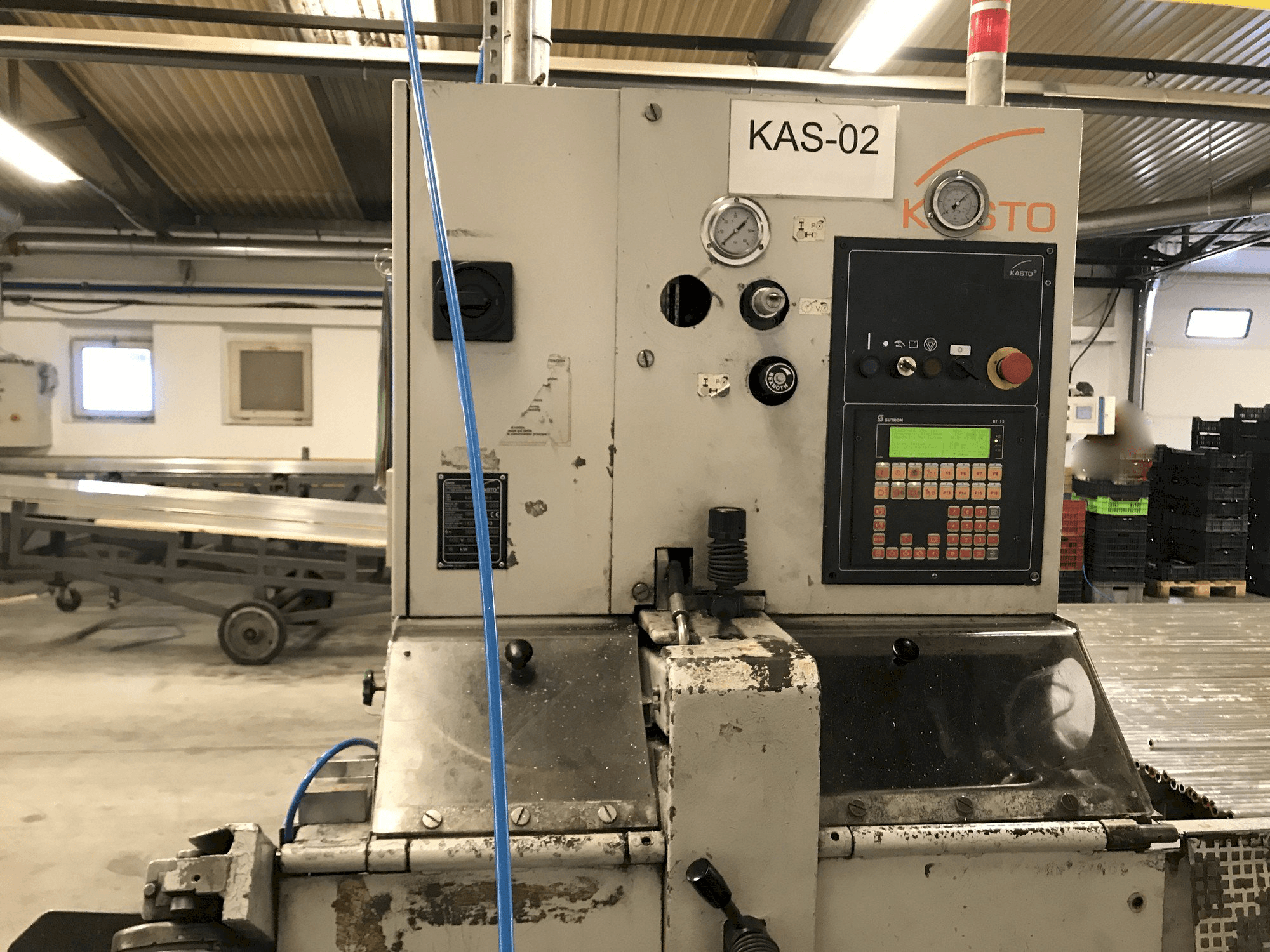 Vista Frontal da KASTO wa M9 máquina