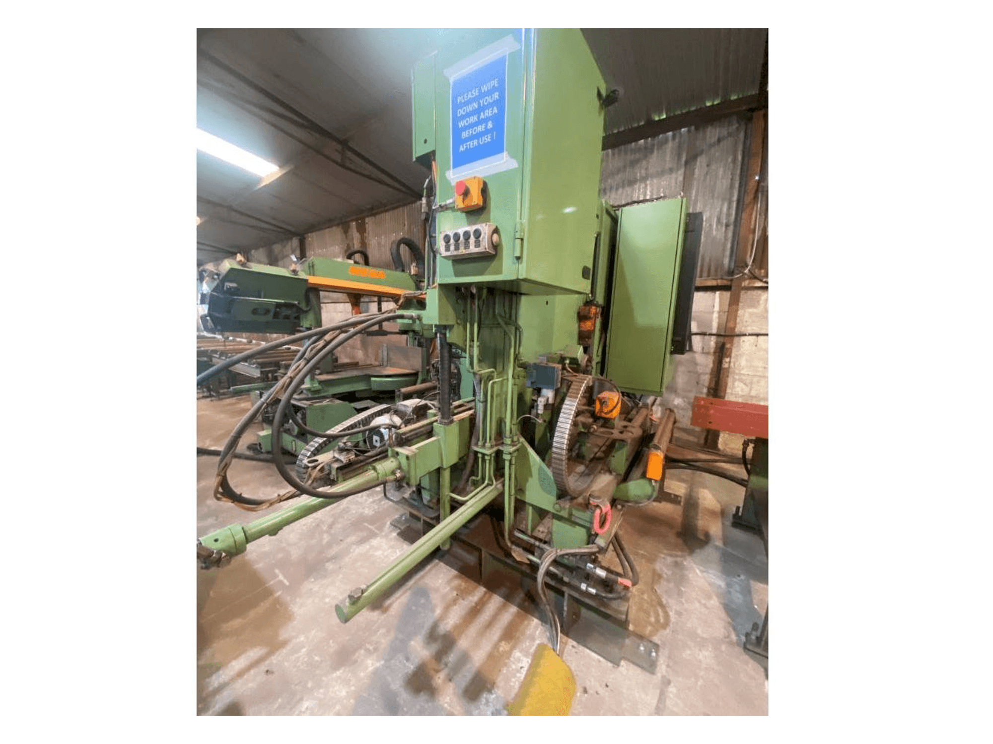 Vista Frontal da Peddinghaus BDL760/3 with Meba 400DG-700 máquina