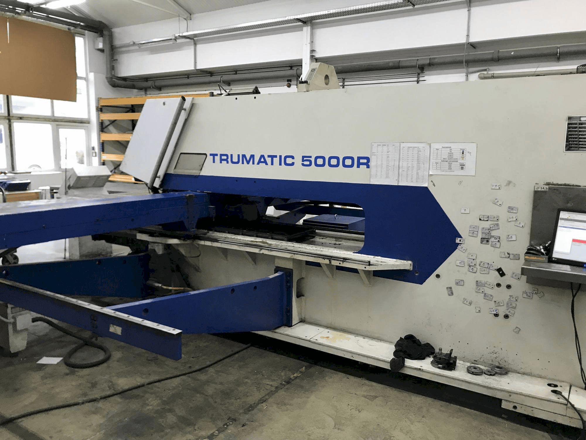 Vista Frontal da TRUMPF Trumatic 5000 R máquina